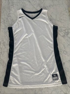 Nike Women’s Dri-Fit Practice Jersey